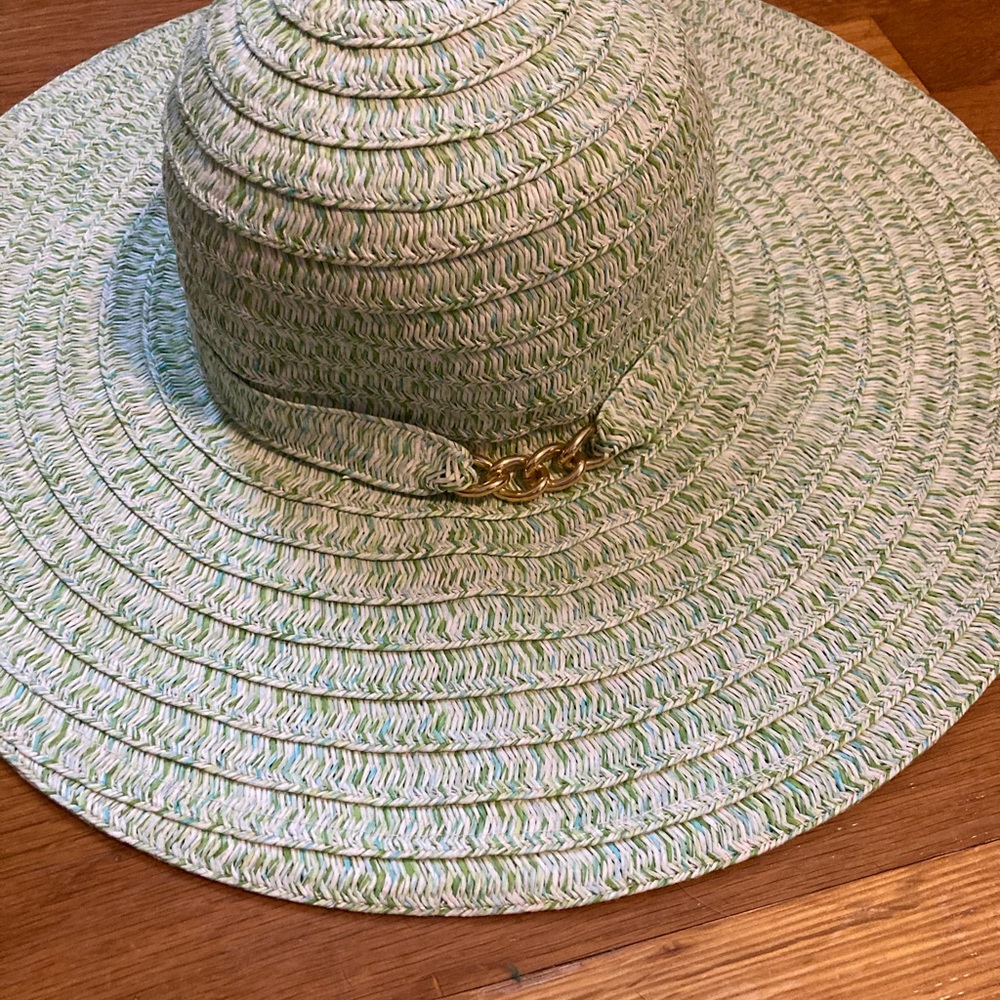 Straw summer hat